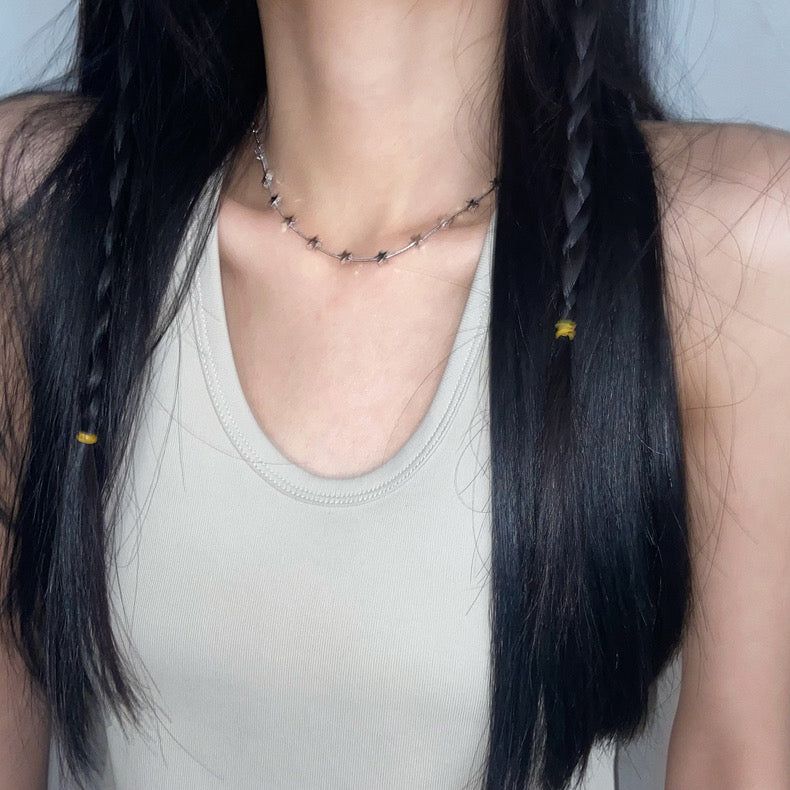 Mini star***point necklace
