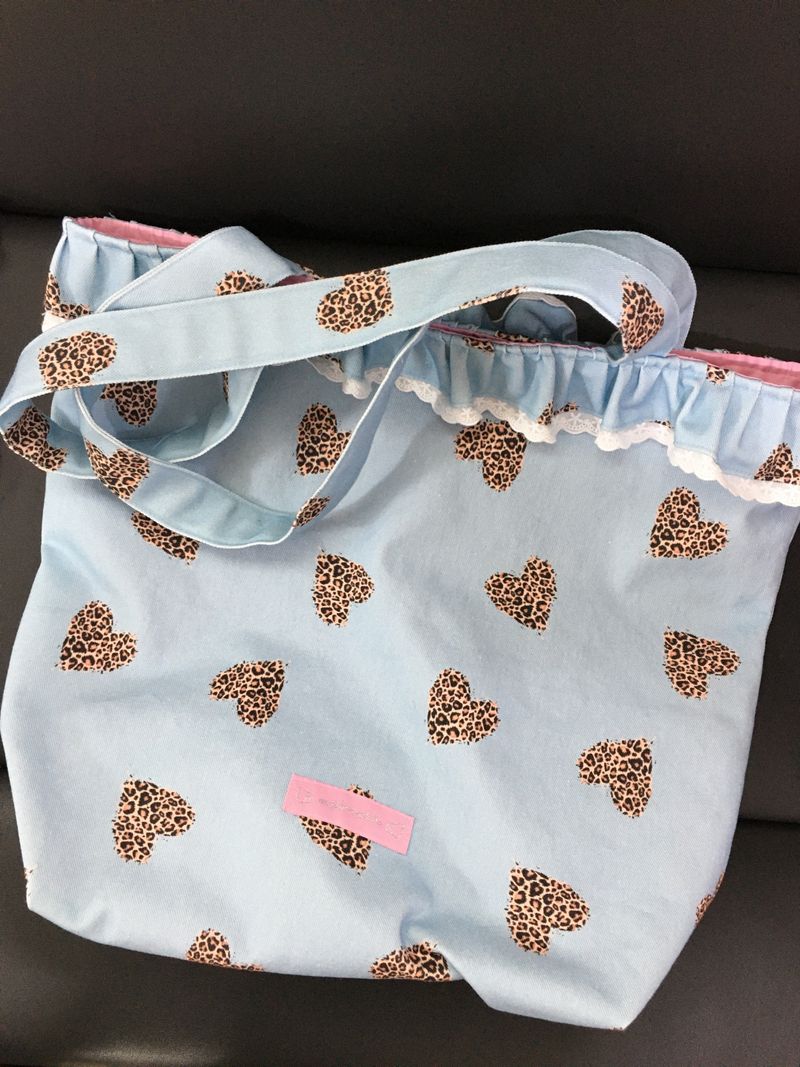 frill ribbon leopard bag
