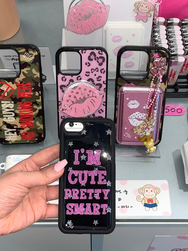 MAFAVARCHIVE（マイフェイブアーカイブ）の「キュートプレティスマートグラスケース（スマホグッズ/小物）」