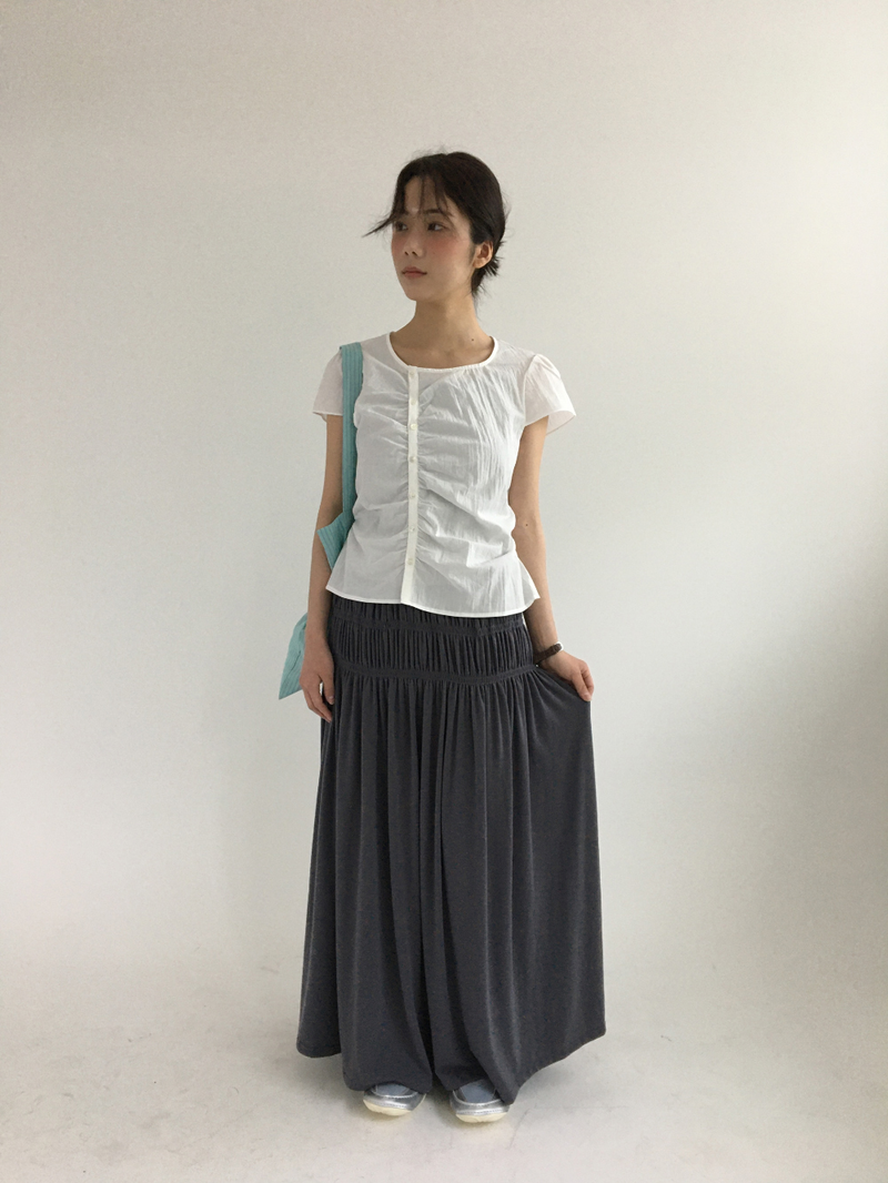 DUGGY（ダギー）の「Sor Shirred Long Skirt (4color)（Skirts）」