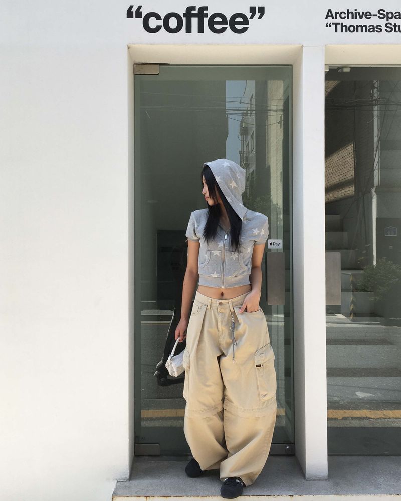 Star short hood jumper