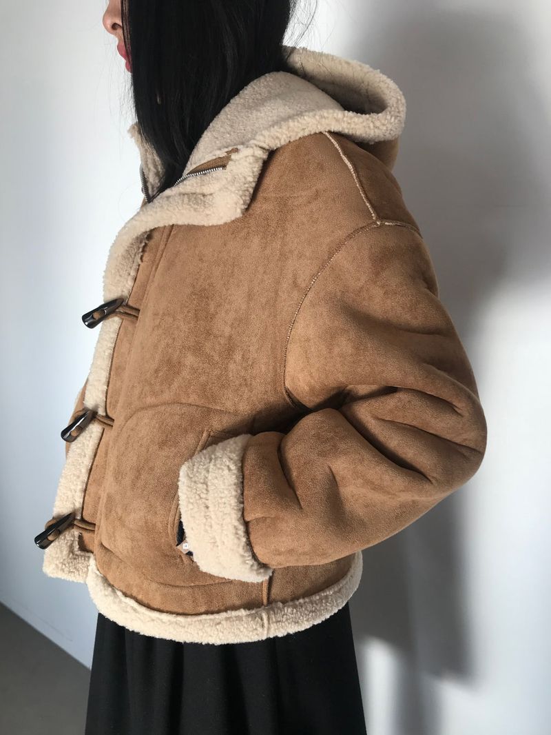 Femme Duffle Hooded Faux Shearling Jacket (2color)