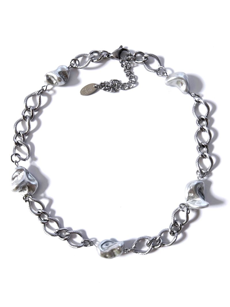 BUZZERBE（ブザービー）の「Cold Pearl Circuit Necklace（Accessories）」