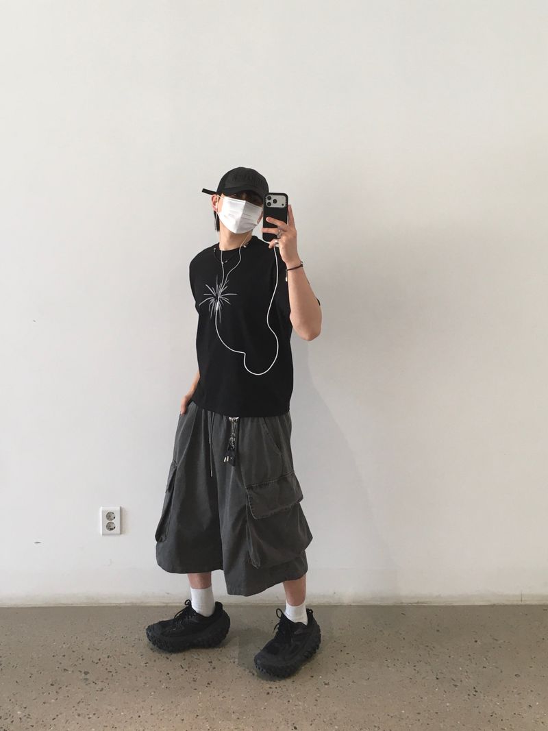 Circle Feed Cropped Short Sleeve Tee 2C