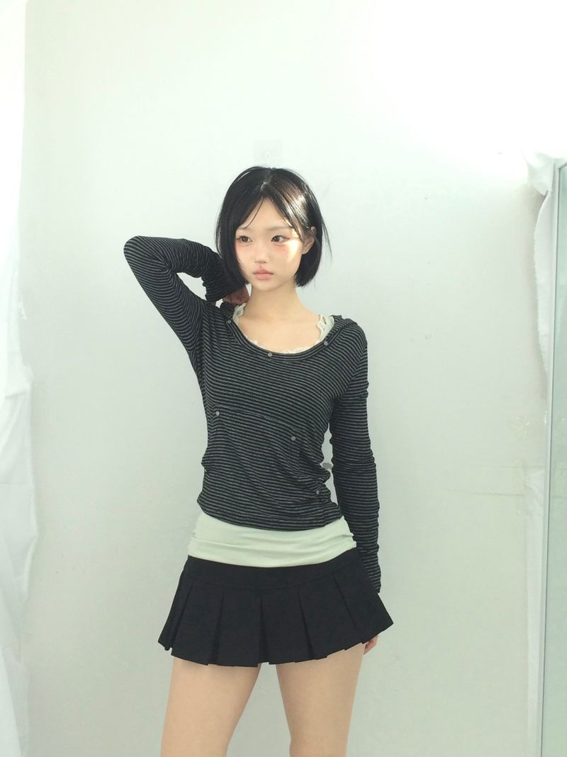 Basic Pleated Miniskirt