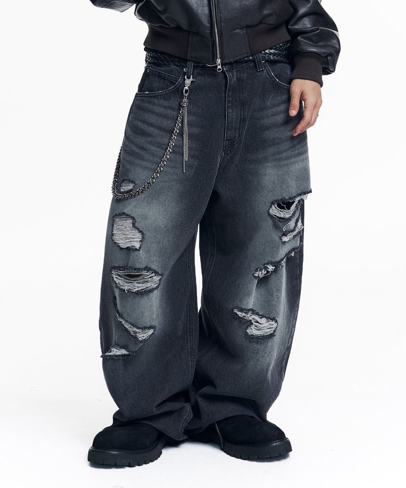 EASY NO EASY（イージーノーイージー）の「Distressed Curved Denim Pants - Black（Pants）」