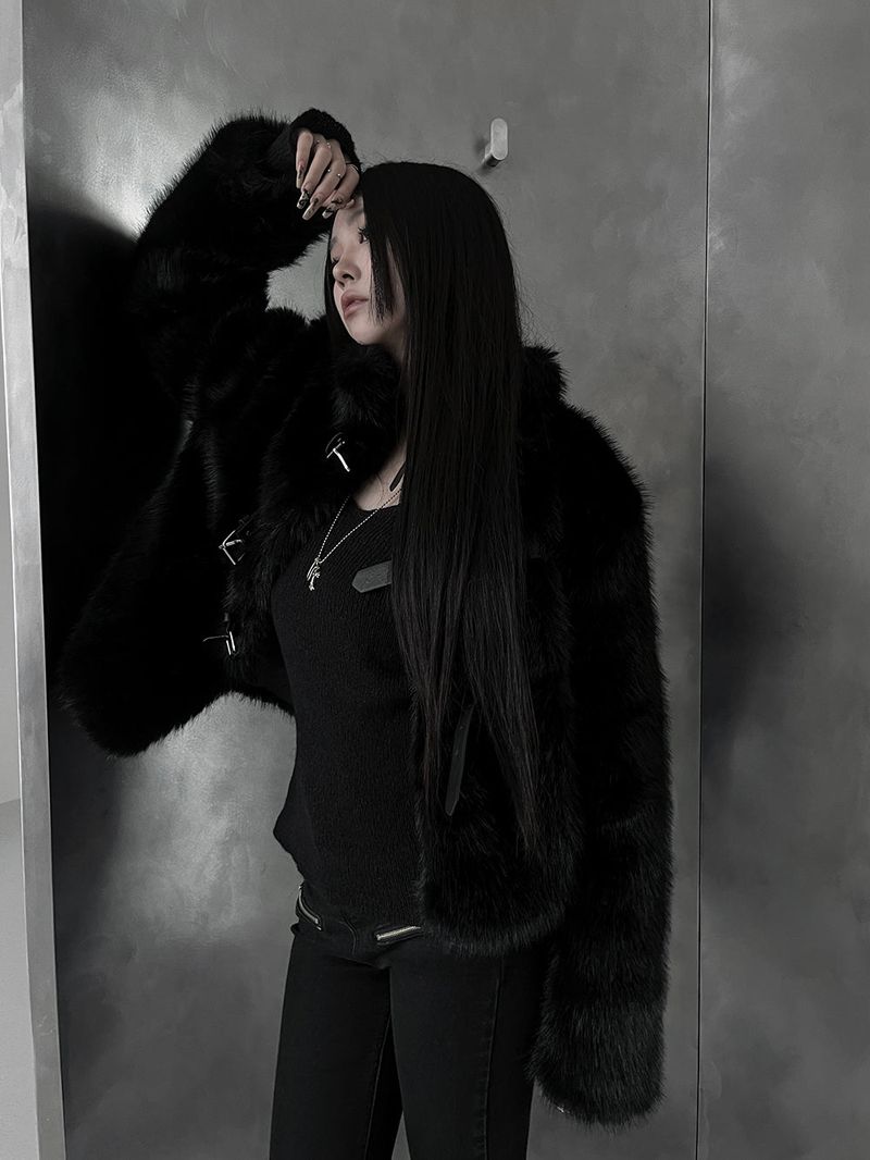 black buckle fur jacket