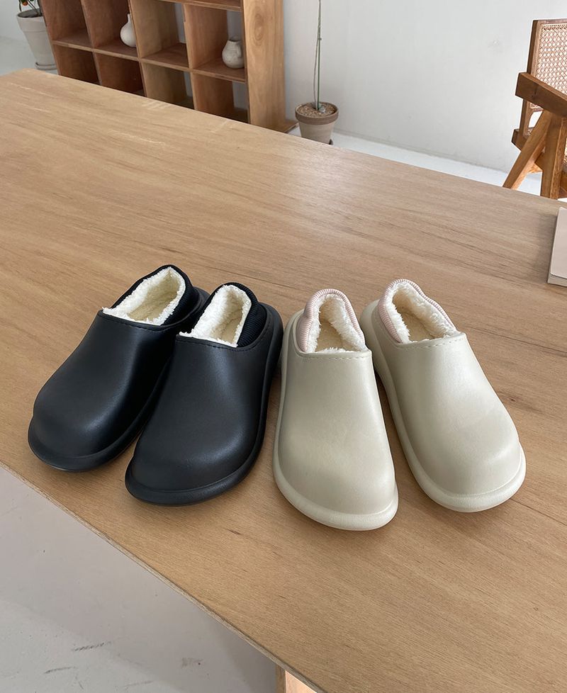 2PLAN（ツープラン）の「フリースクロックス (2 color)（Shoes）」