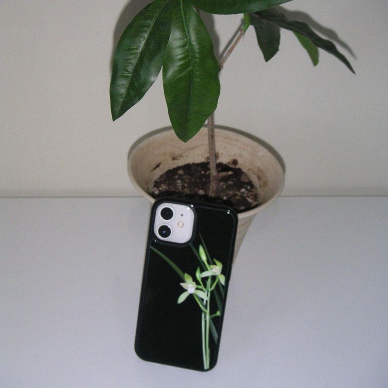 oyat（オヤッ）の「Ran (epoxy bumper case)（Smartphone Accessories）」