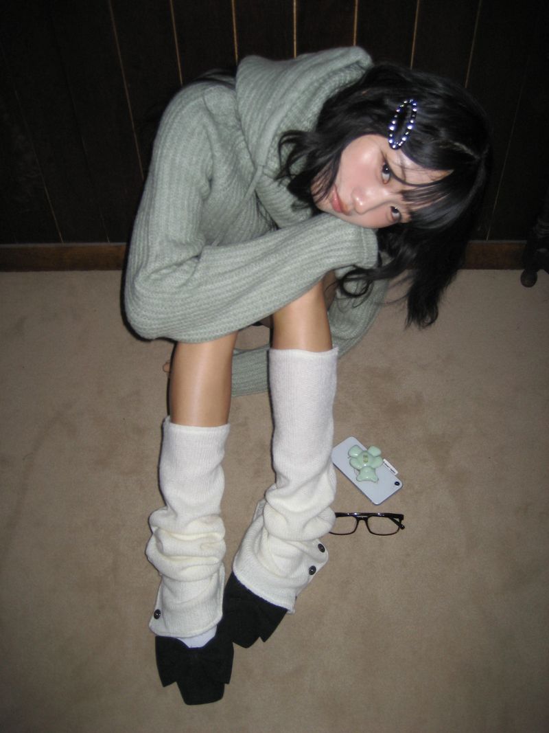 [Leg] Fuzzy button Warmer (Ivory)