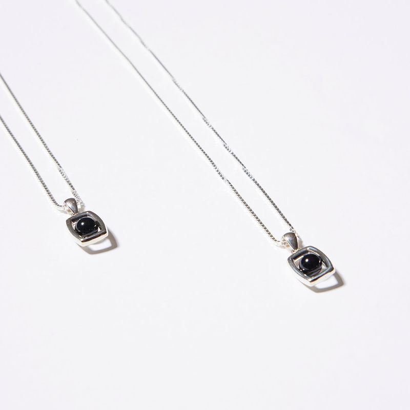 BONAFIDE JEWELRY(ボナファイドジュエリー)の「Rectangle UFO Onyx Necklace (Silver)(Accessories)」