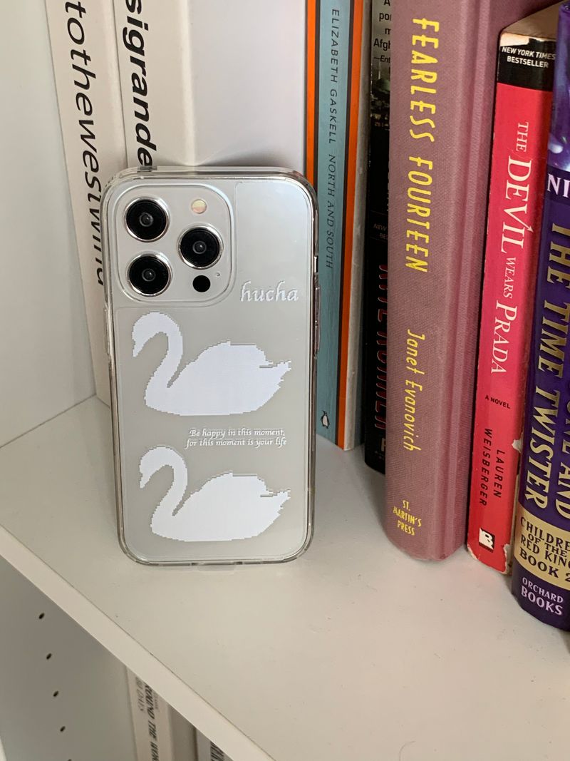 hucha（ウチャ）の「swan pixel jell hard case （Smartphone Accessories）」