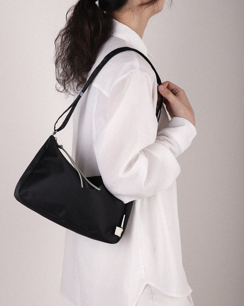 Pound bag Black