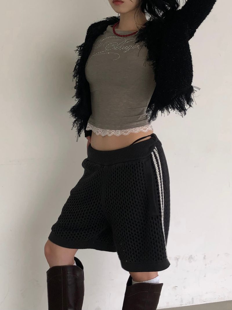 Cubic One Off-Shoulder T