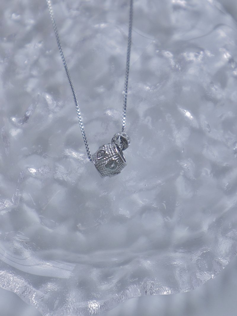 metal heart ball necklace