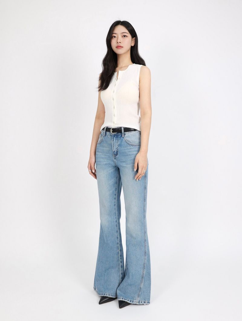 MID-WAISTLINE FLARE DENIM code 26209