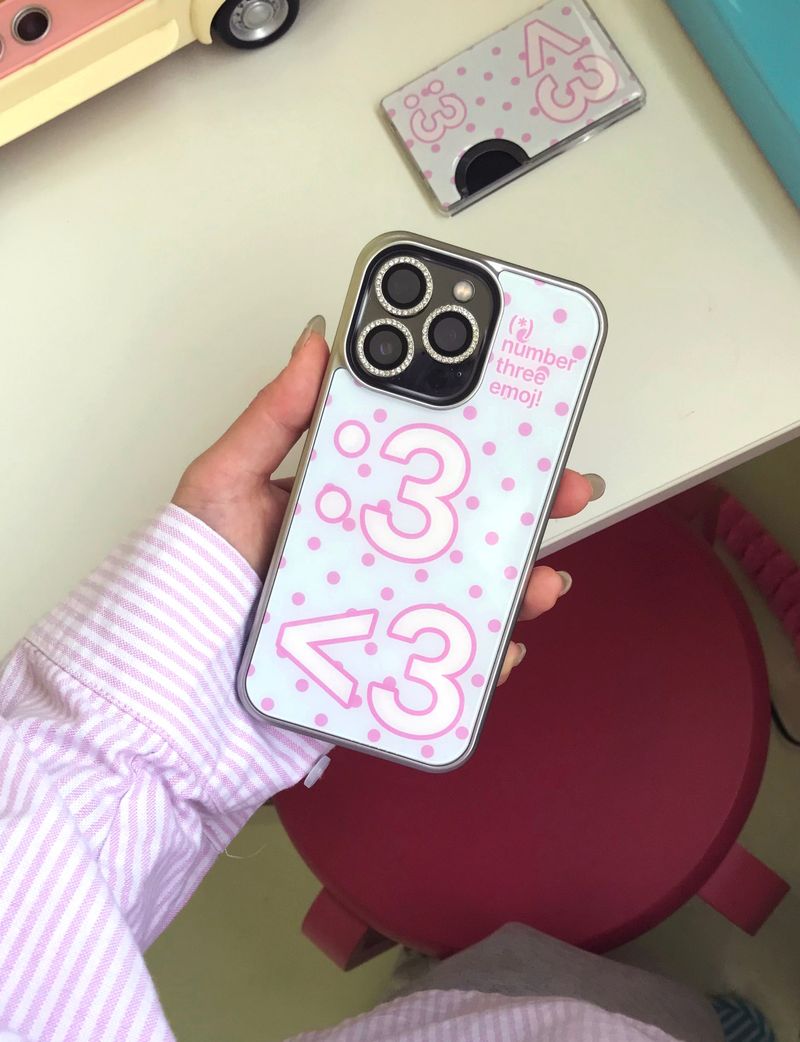 i43（アイササム）の「[MADE] Number 3 emoji case (Sky cotton) (magsafe) （Smartphone Accessories）」