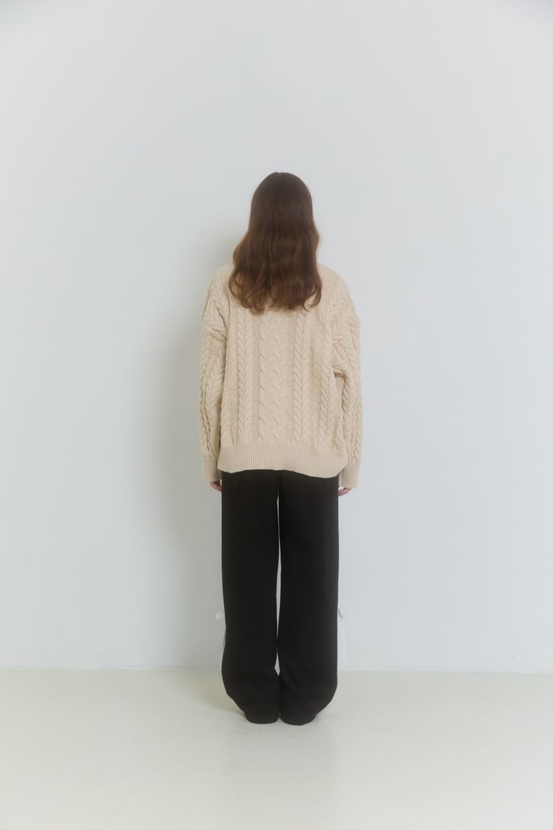 SNOW SWEETY SWEATER