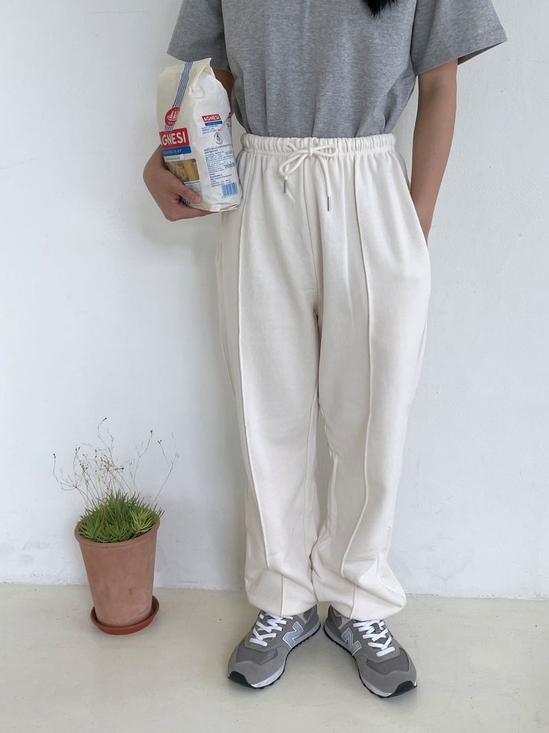 Seasonable basic t