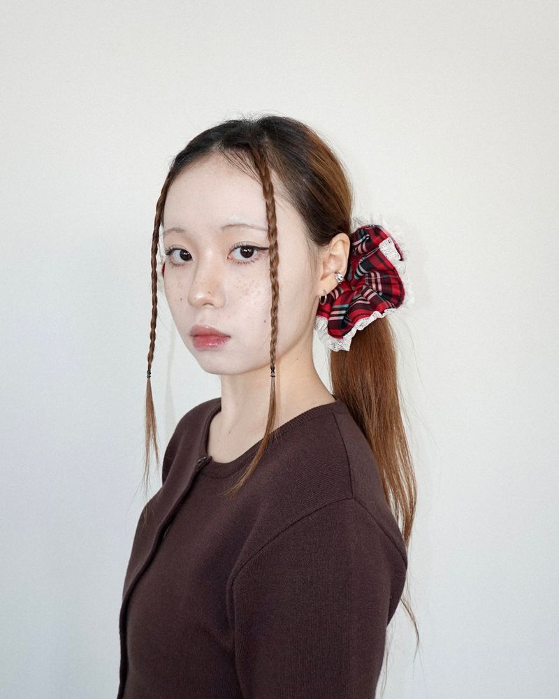 Tartan-check ruffle scrunchie