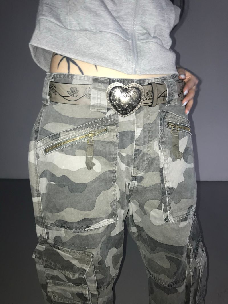 antic heart belt