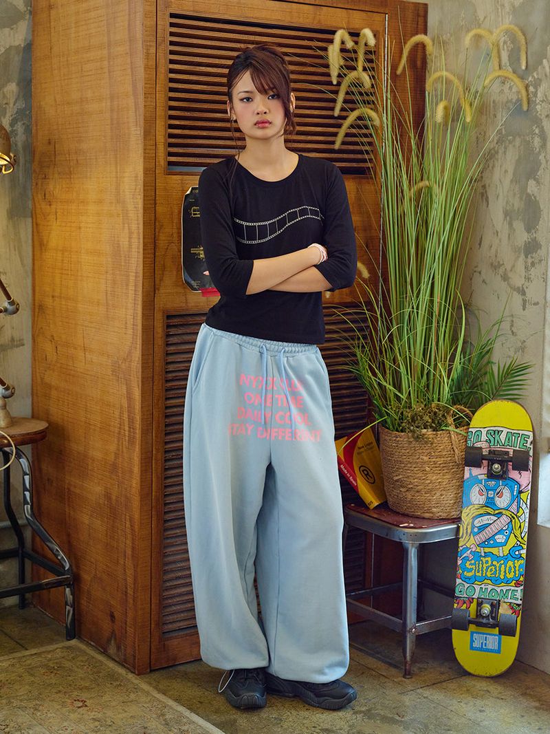 NYXX（エヌワイエックスエックス）の「WASHED WIDE SWEATPANTS LIGHT BLUE（Pants）」