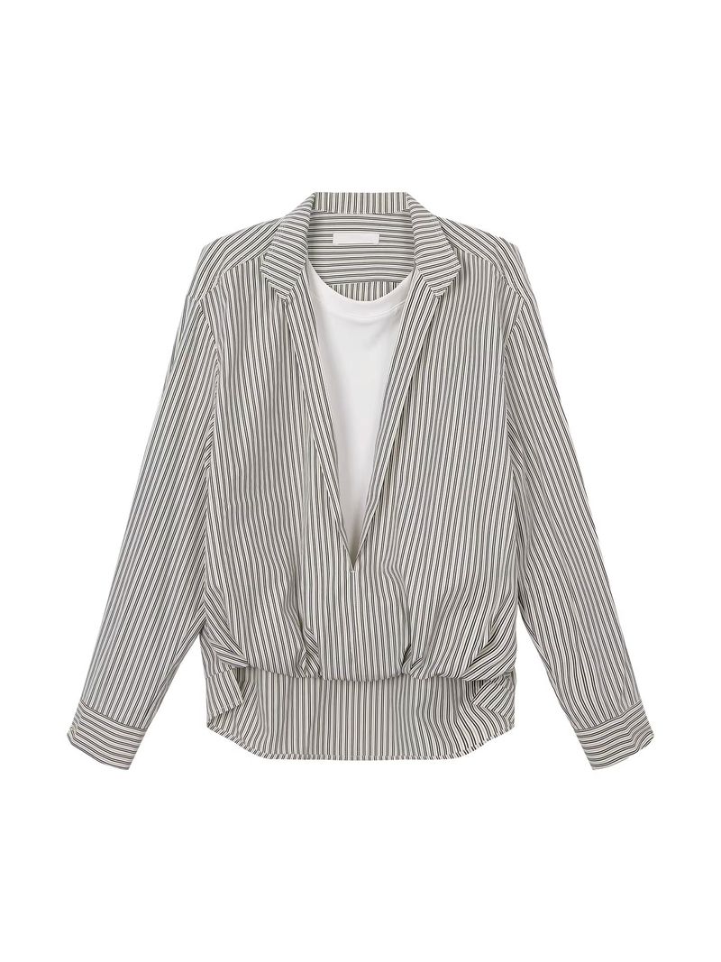 Stripe collared shirt layered T-shirt