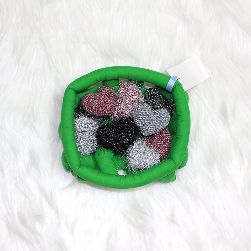 cupid heart keyring (fluffy black)