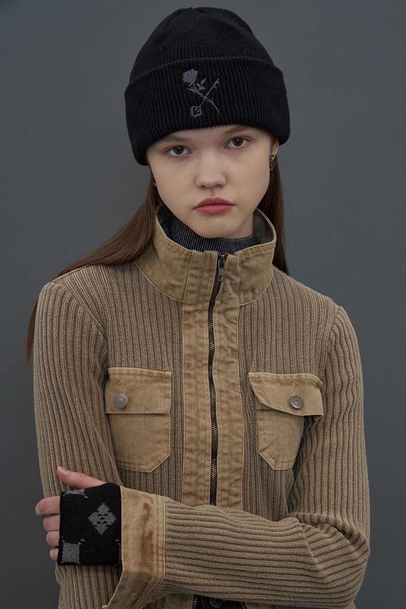 ROSE KNIT BEANIE