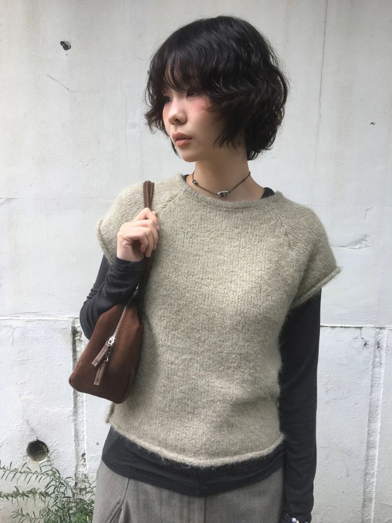 DUGGY（ダギー）の「ヨリン ボタン ハーフ ニット (3color)（トップス）」