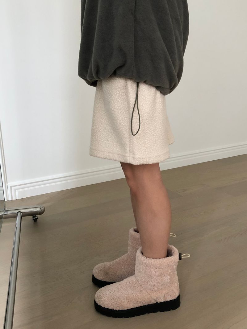 Salem middle boots