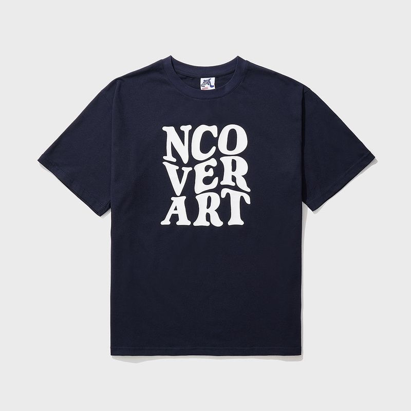 NCOVER（エンカバー）の「ウェーブグラフィックTシャツ-ネイビー（トップス）」