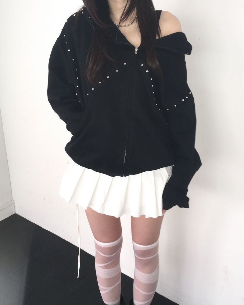 diagonal stud hood jumper