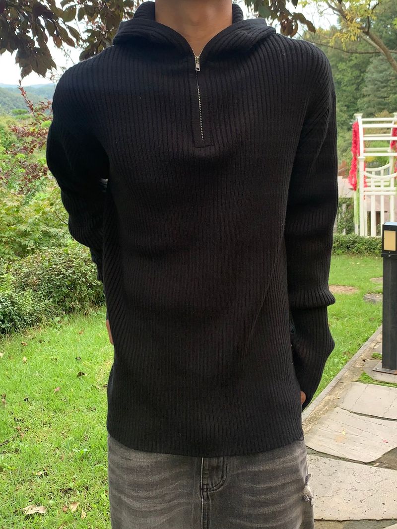 Rib Hood Half Zip-Up Knit