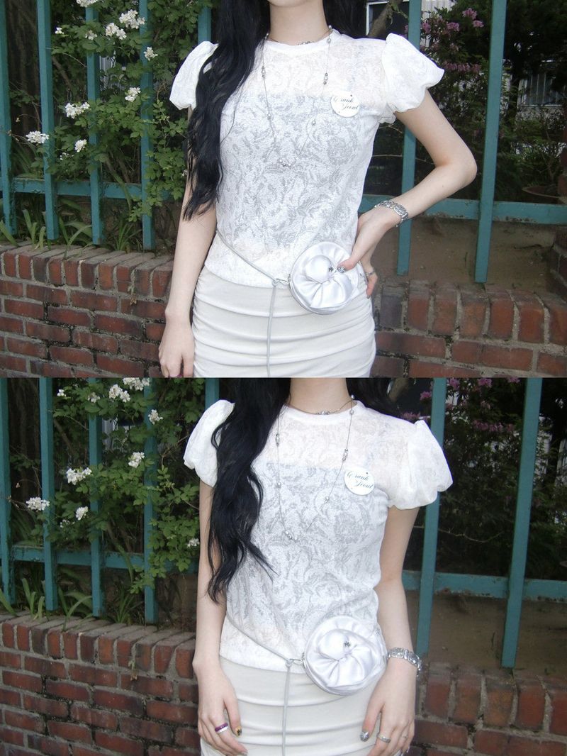 onthenextpage（オンザネクストページ）の「Vintage Rose Puff Top（Tops）」