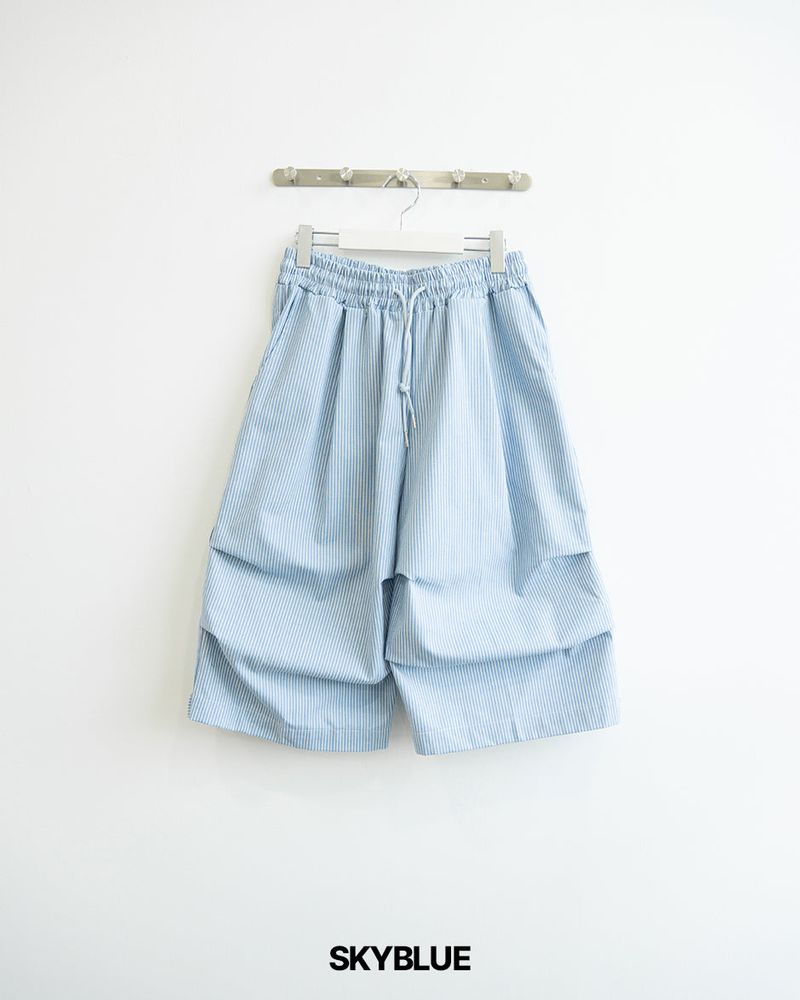 Onew Stripe Half Pants