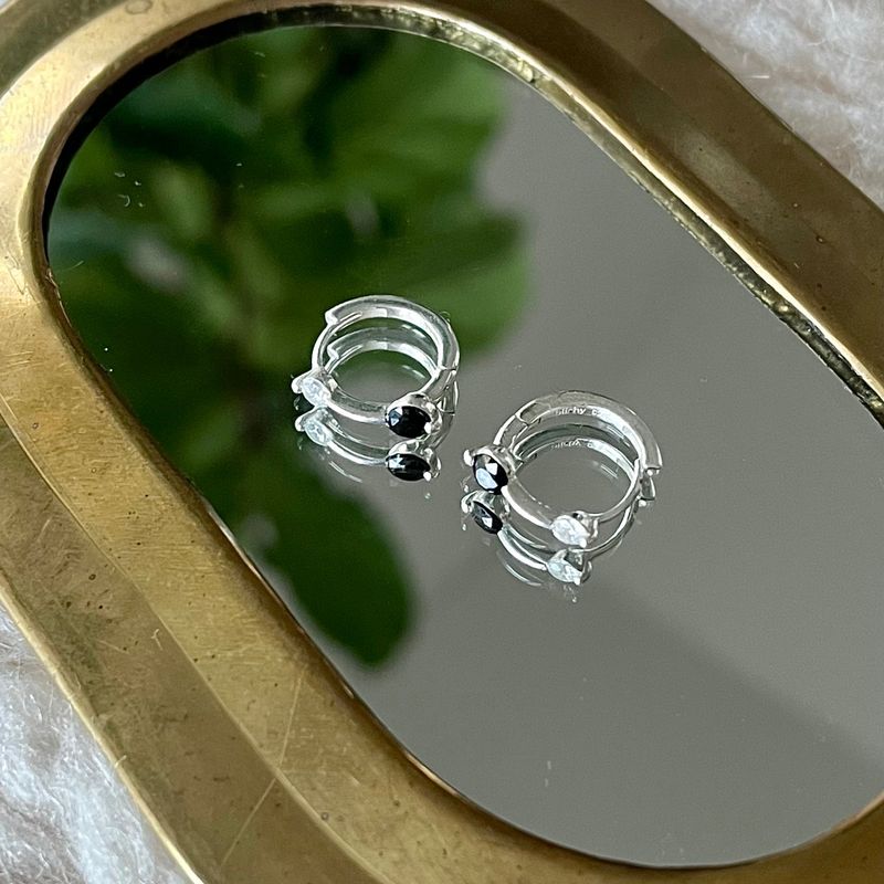 ブラックピアス (Silver925)