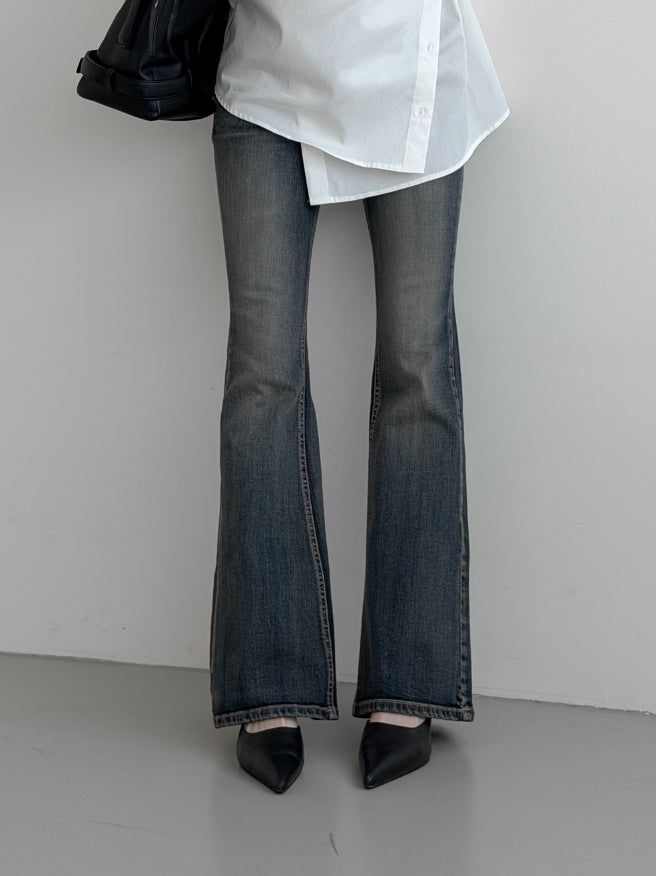 Hervo embroidered bootcut denim