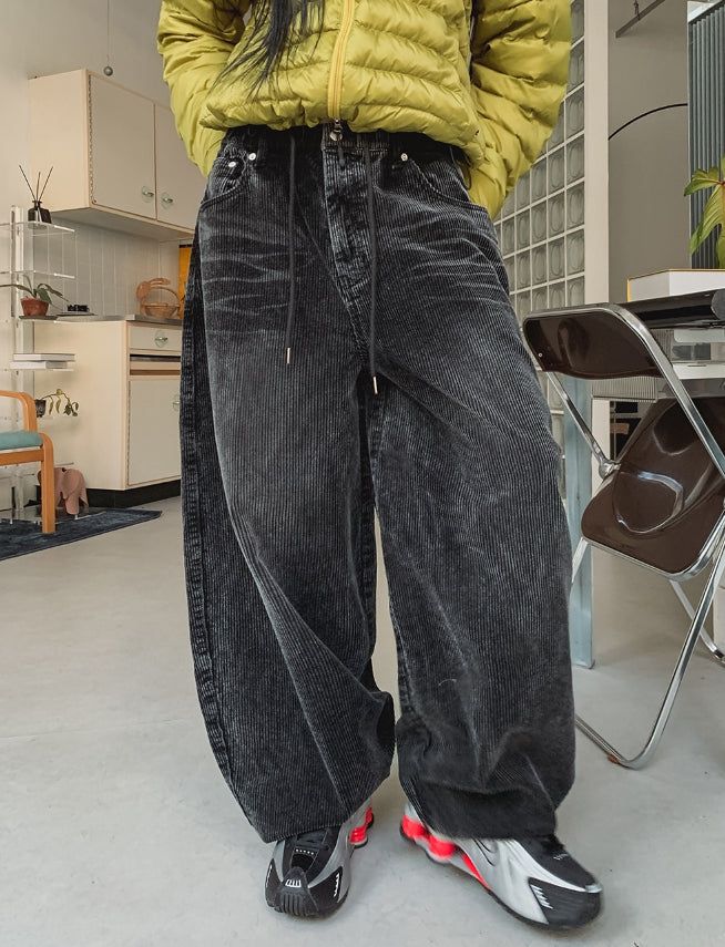 Dusty Corduroy Washed Balloon Pants