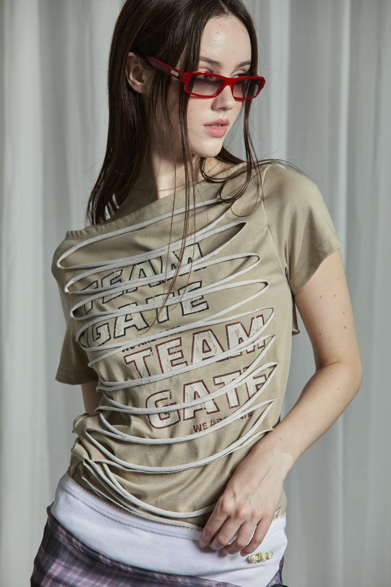 TEAM SHORT SLEEVED T-SHIRT