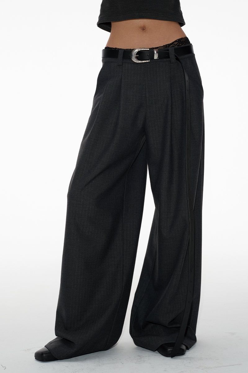 JCAESAR（ジュリウス・シーザー）の「Herringbone Pleated Suit Pants（Pants）」