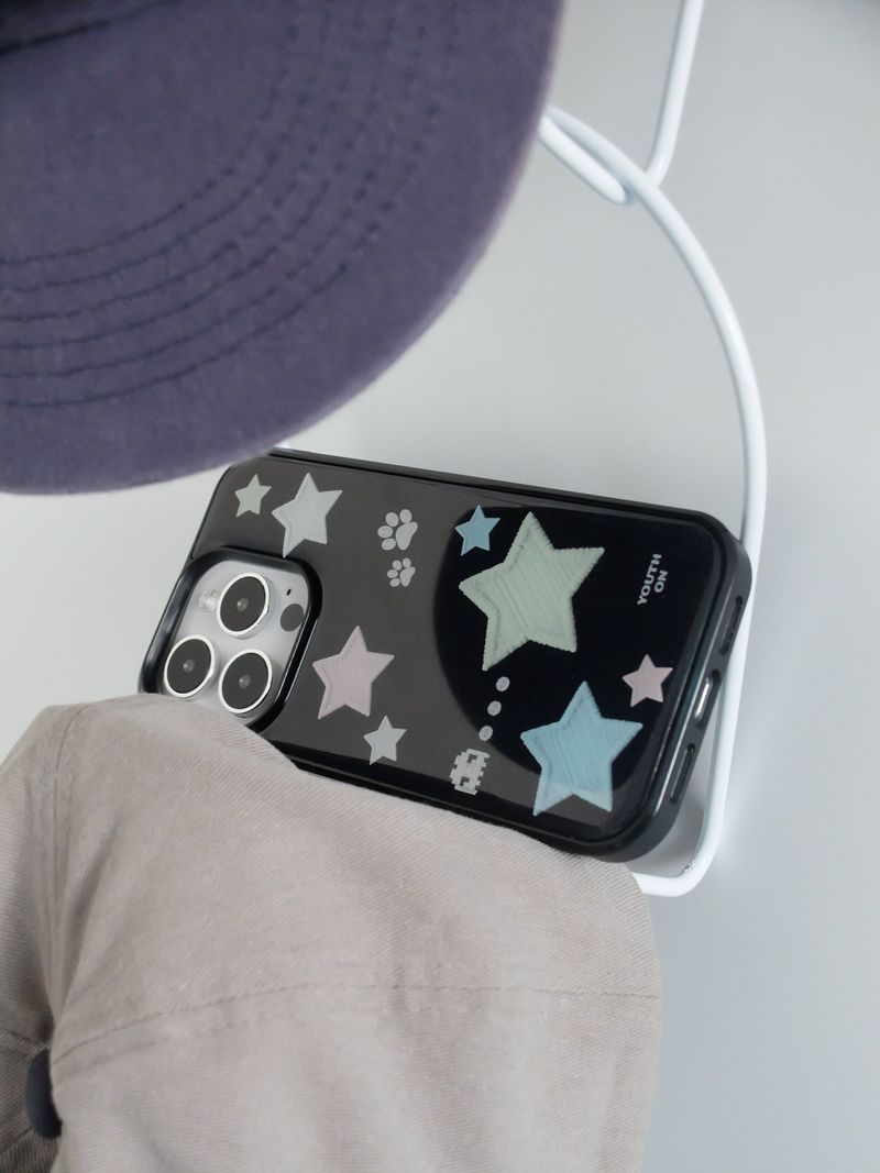 youth on（ユース オン）の「刺繍デニムケース (epoxy)（スマホグッズ/小物）」