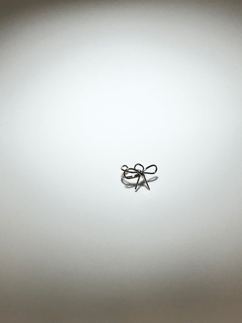 ribbon Earcuff