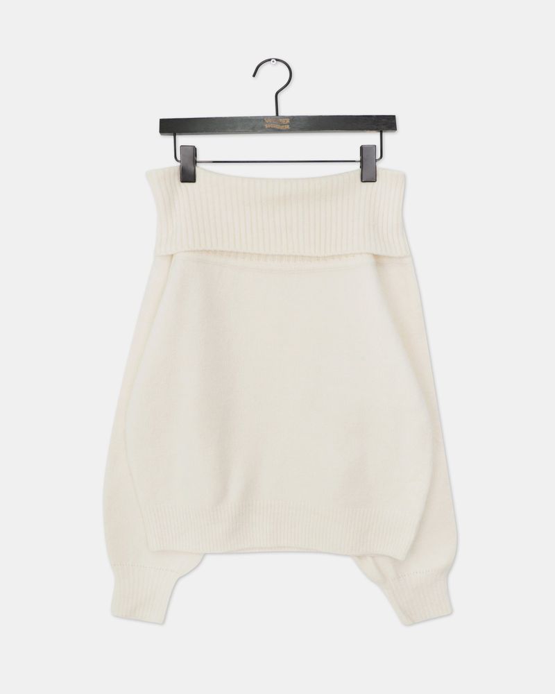 Jeune Off-Shoulder Loose-Fit Long Sleeve Knit