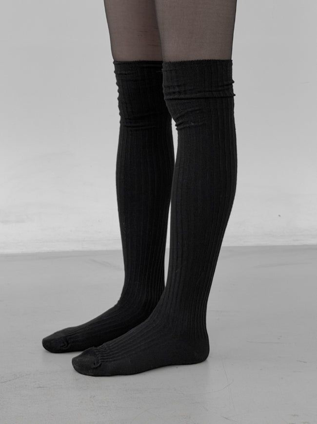 mnem（ムネム）の「Basic Rib Long Knee Socks（Fashion Accessories）」