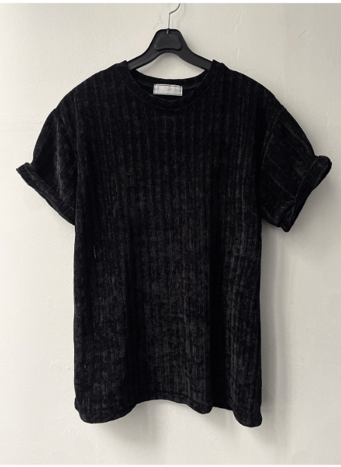 Belloa Round Short Sleeve T-Shirt