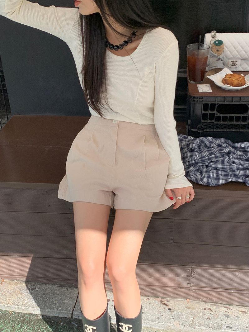 TRENDY APPAREL（トレンディー アパレル）の「Noiton ribbed U-neck T-shirt（Tops）」