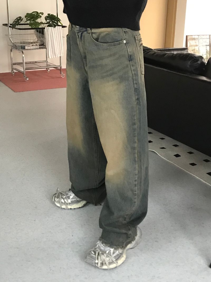Millennial vintage wide denim