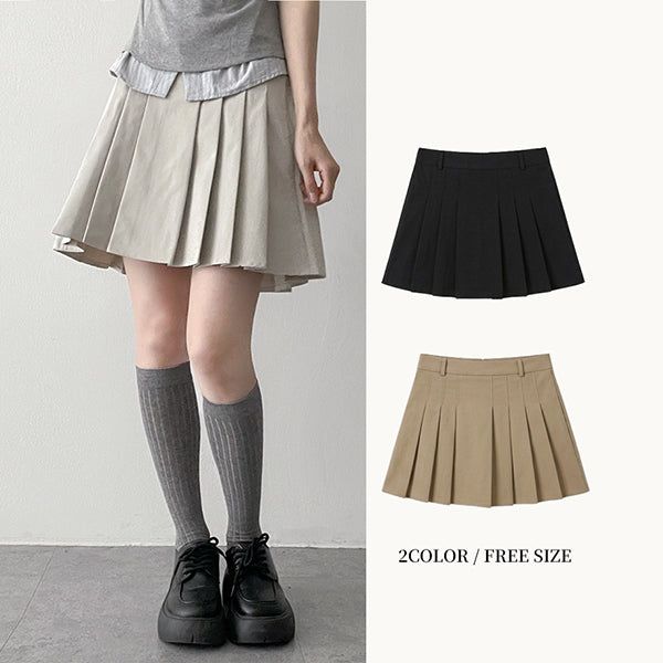 hijjoo(ハイチュー)の「Pleats Back Banding A-line Tennis Skirt (3 colors)(Skirts)」