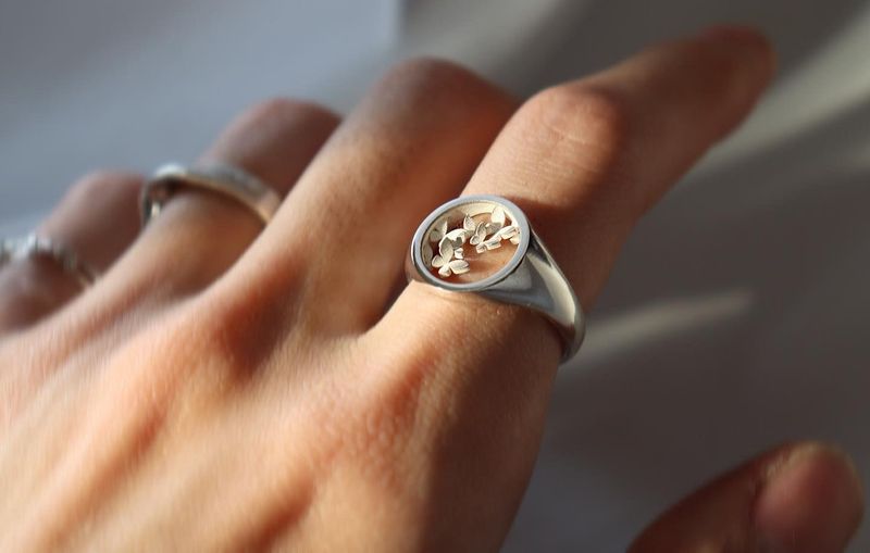 Butterfly Signet